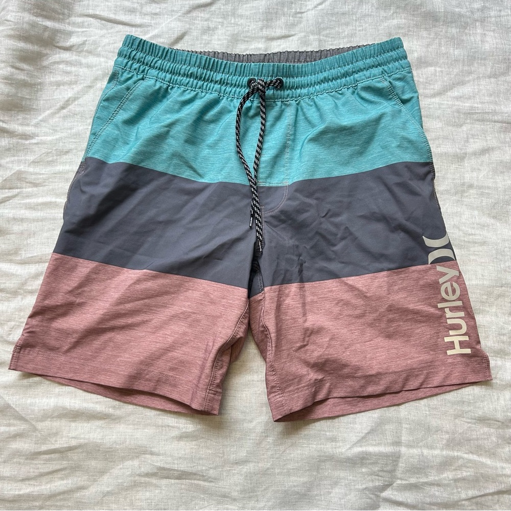 Hurley compression lined colorblock board shorts size men’s medium